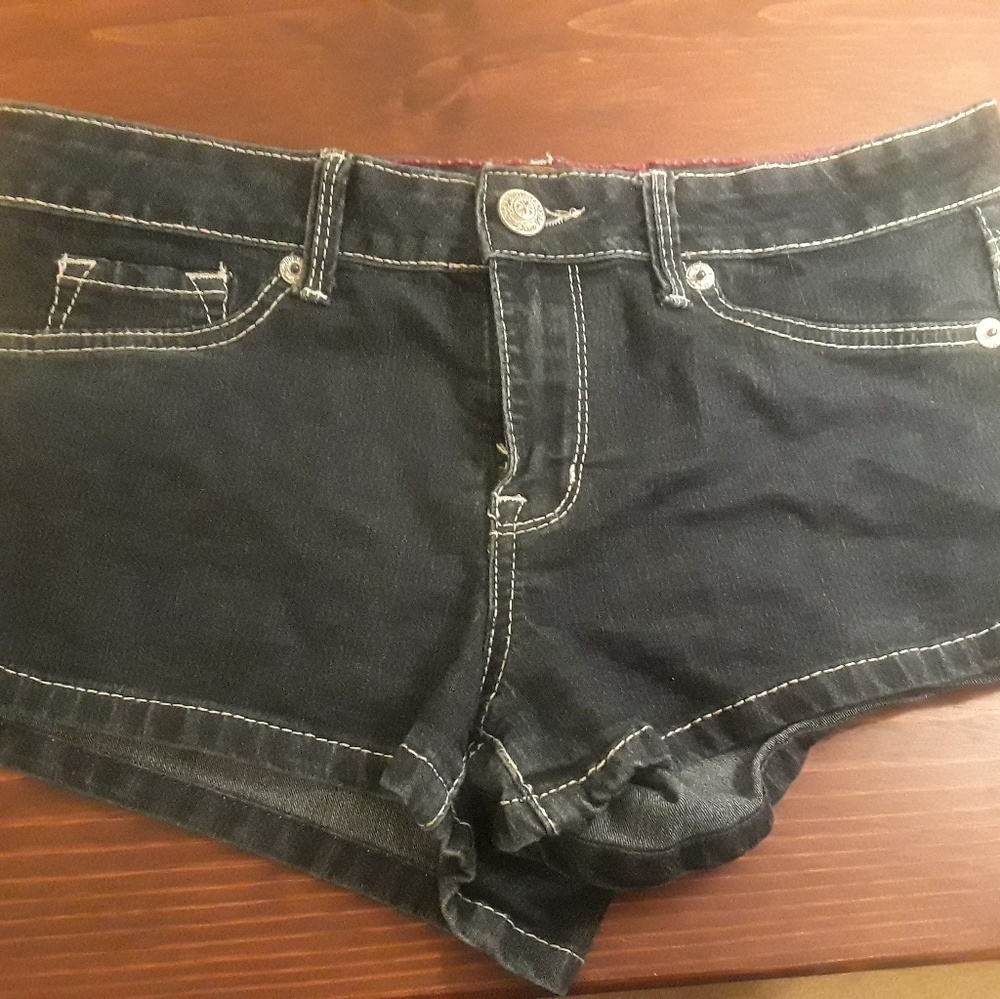 Pinup rockabilly denim shorts